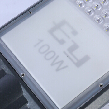 2019 new Wholesale 100w led street light price list 
